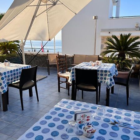 L'Onda Bed and Breakfast Marina di Ragusa Buitenkant foto
