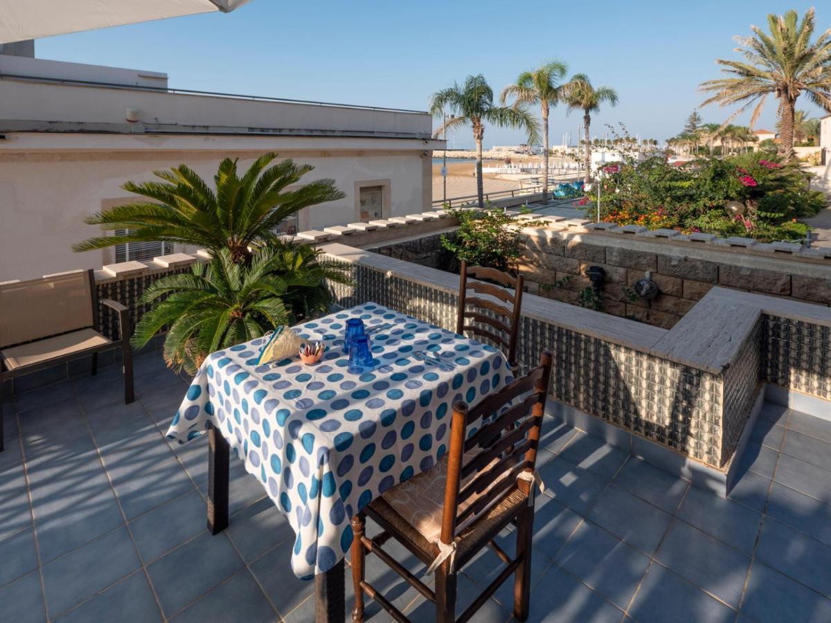 L'Onda Bed and Breakfast Marina di Ragusa Buitenkant foto
