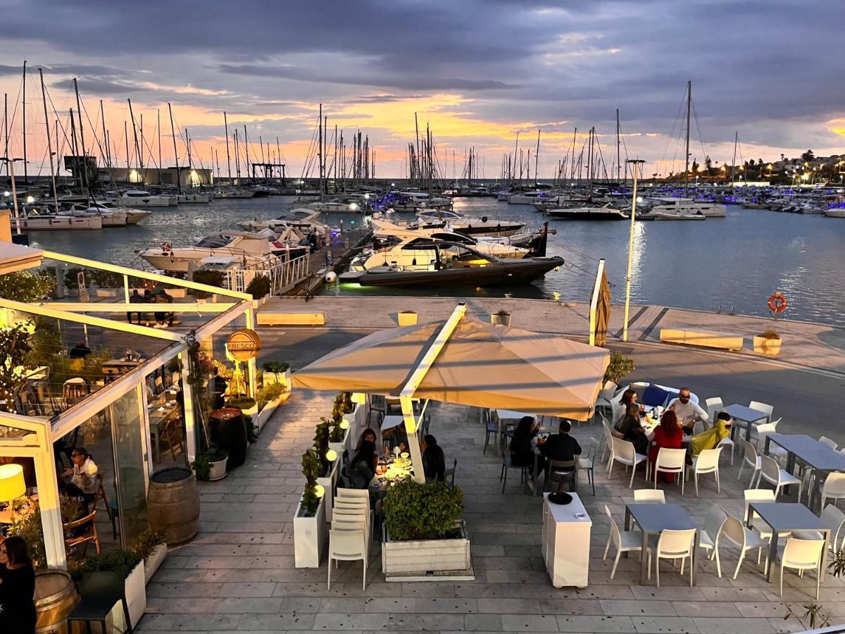 L'Onda Bed and Breakfast Marina di Ragusa Buitenkant foto