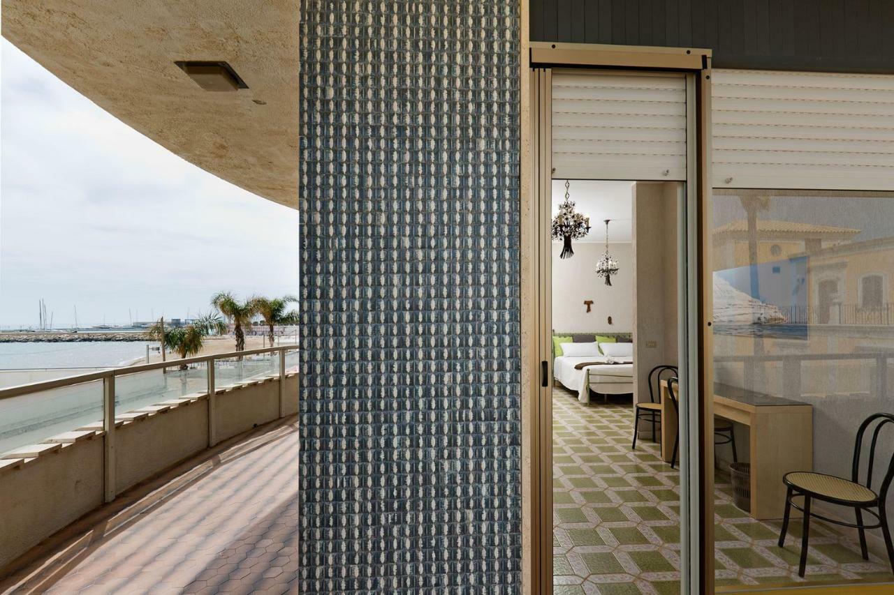 L'Onda Bed and Breakfast Marina di Ragusa Buitenkant foto